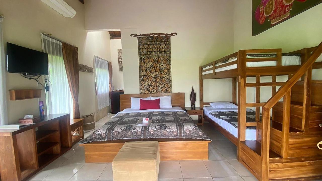 Alamanda Family Villas, Pool & Local Tours Yogyakarta Exterior foto